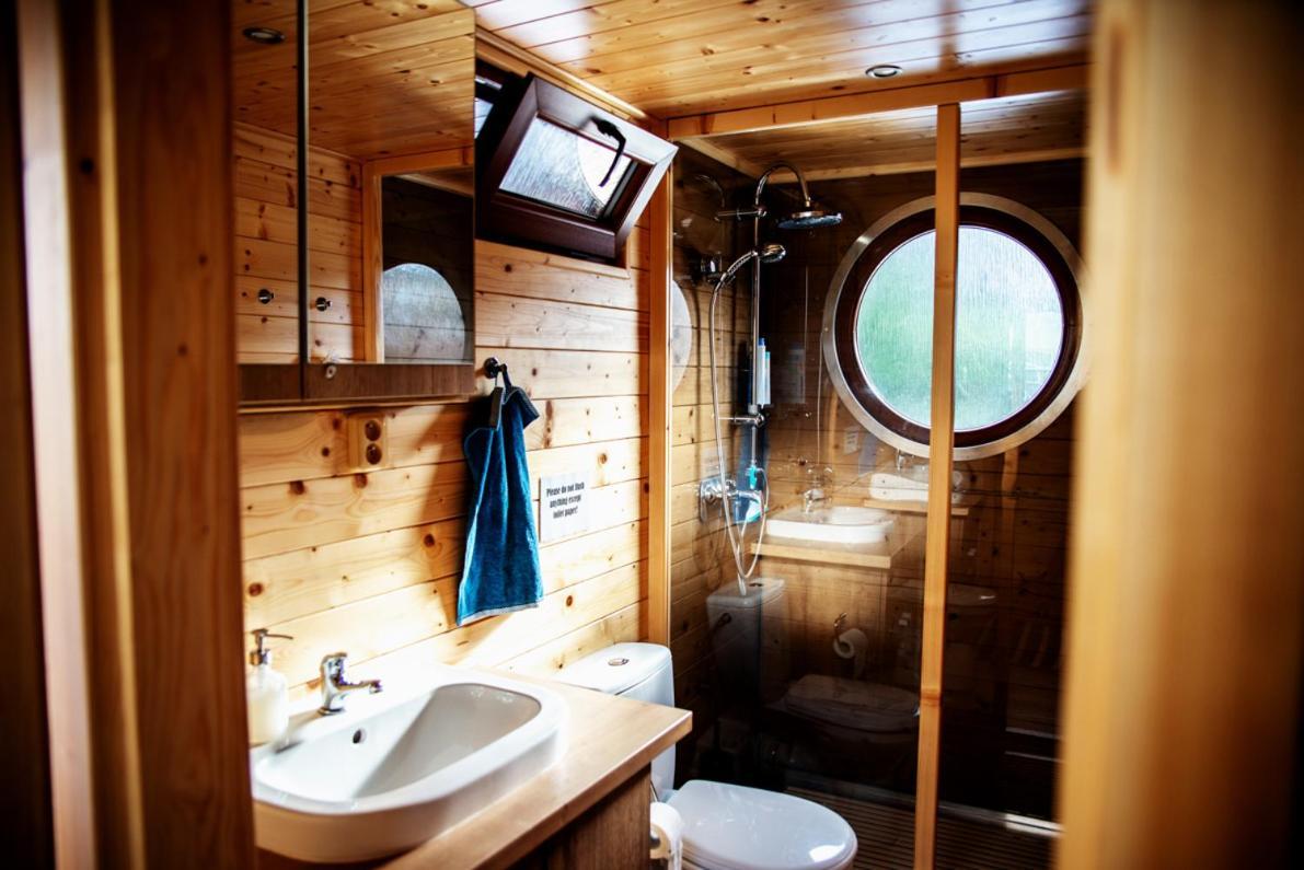 Houseboat Bonanza Prague Hotel Luaran gambar