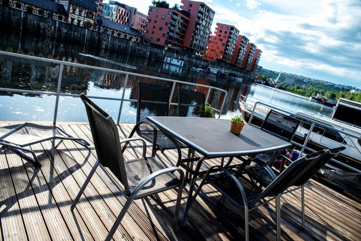 Houseboat Bonanza Prague Hotel Luaran gambar